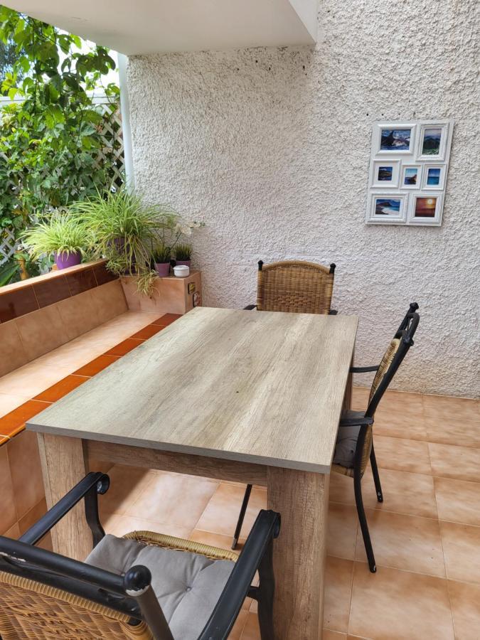 Studio With Garden 阿罗纳 外观 照片
